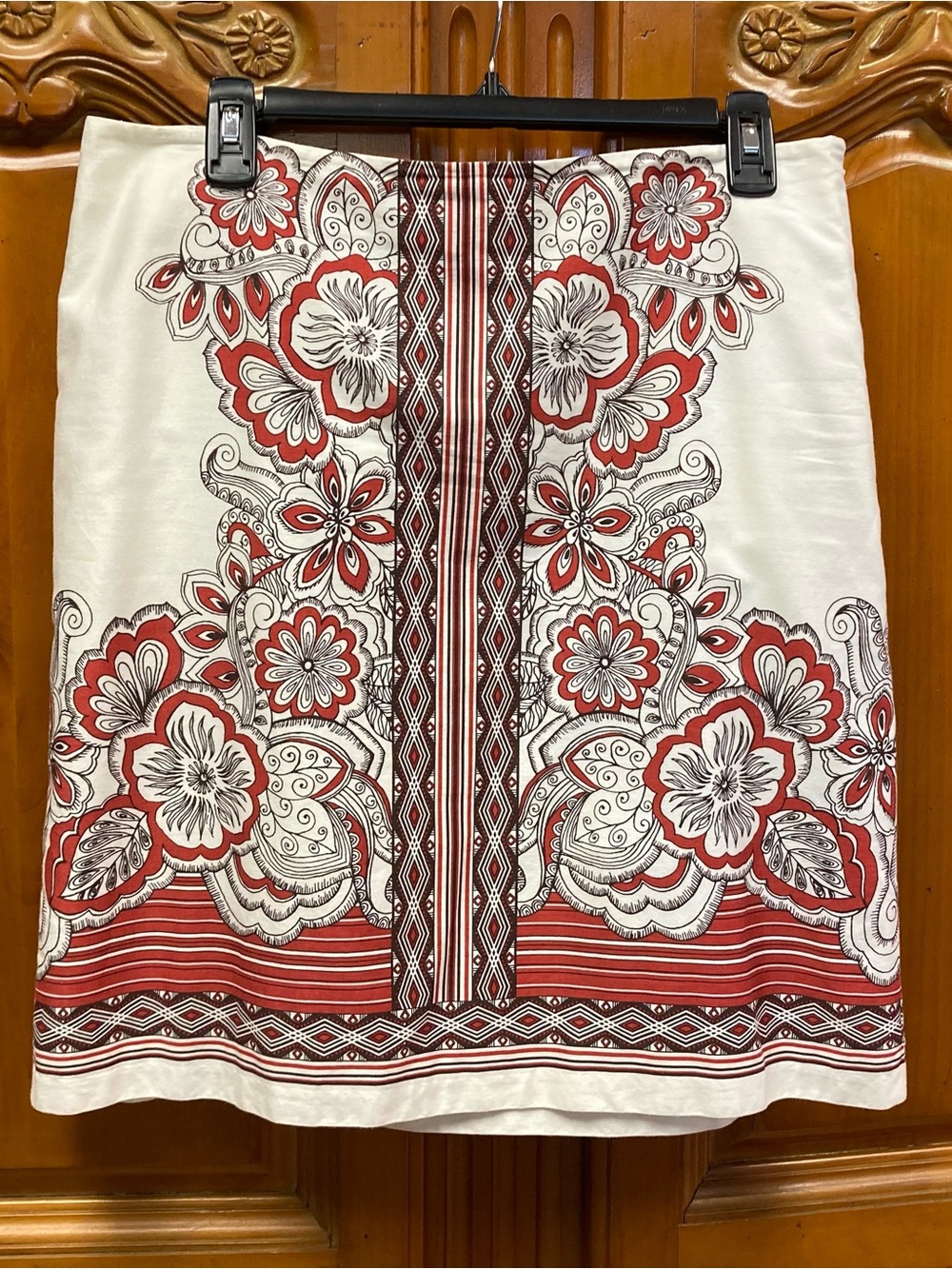 Ann Taylor LOFT Red White Floral Border Print Pencil Skirt Size 10
